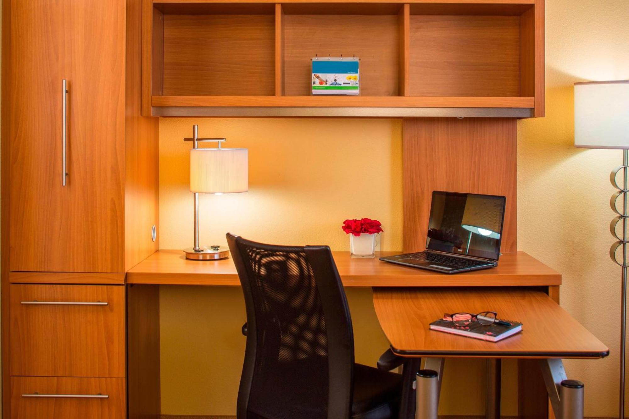 ทาวน์เพลซ สวีท นิวออร์ลีนส์ เมแทรี Hotel Harahan ภายนอก รูปภาพ